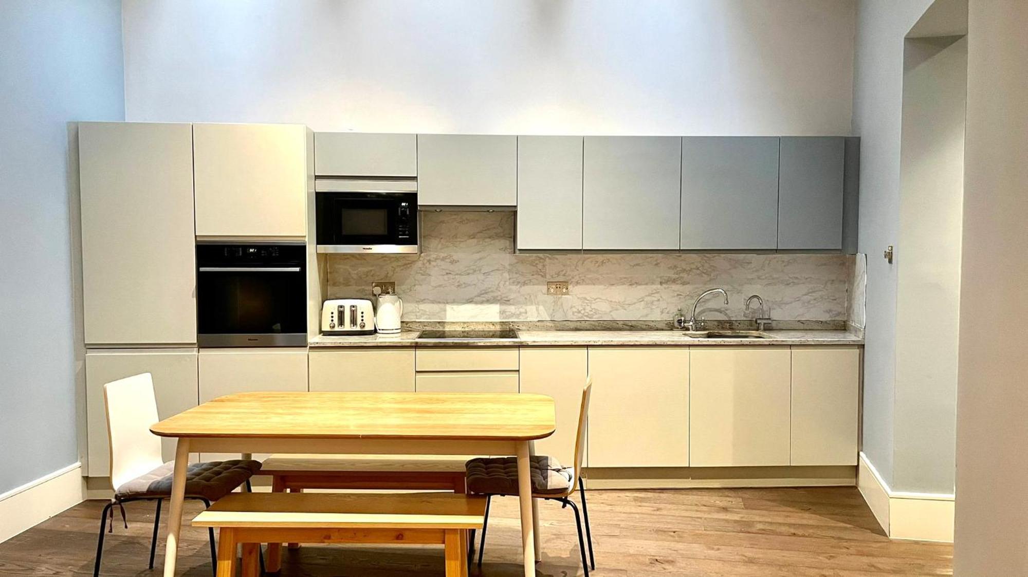 Апартаменты Marylebone Town House Лондон Экстерьер фото